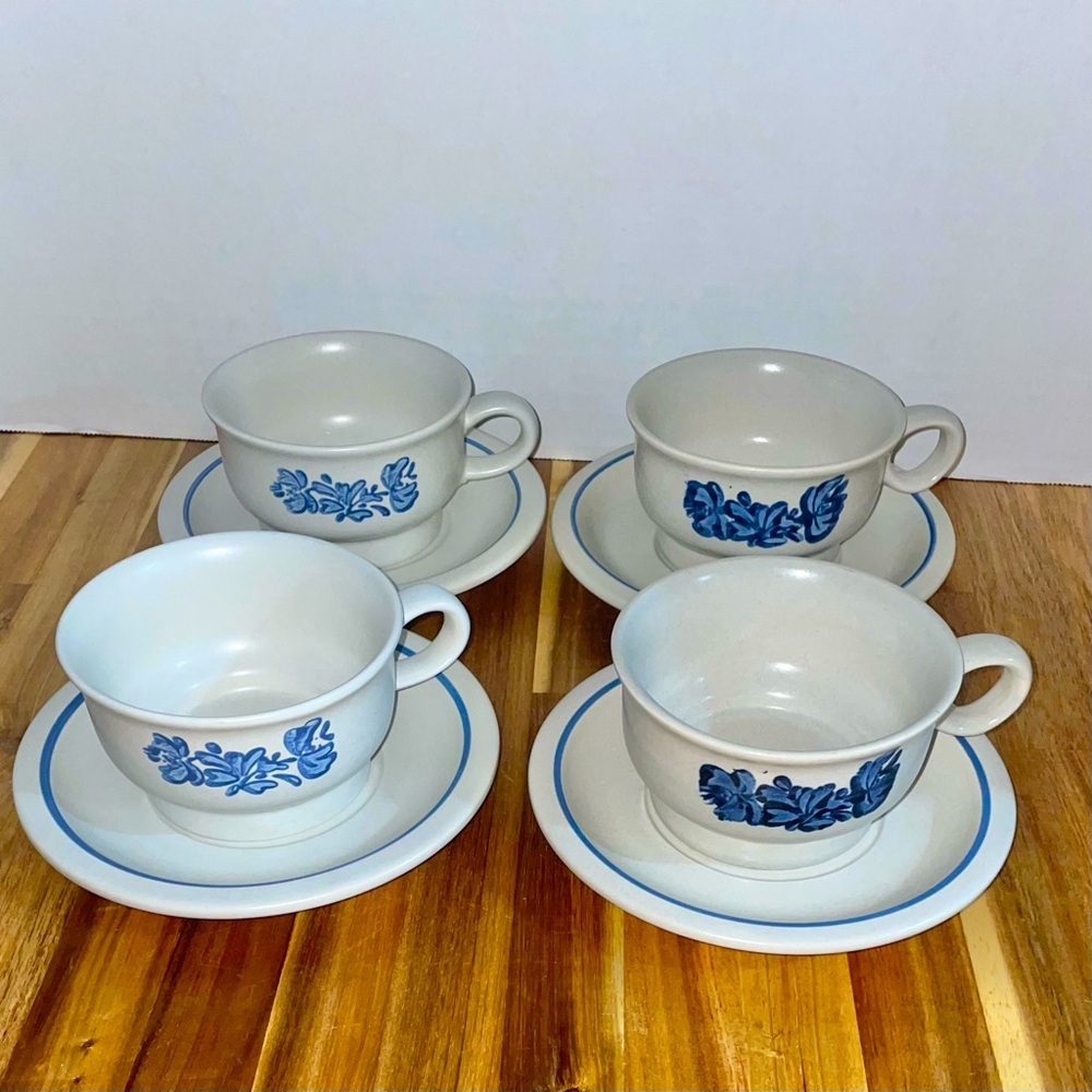 Vintage Pfaltzgraff YORKTOWNE Flat Cup & Saucer Set Stoneware Discontinued